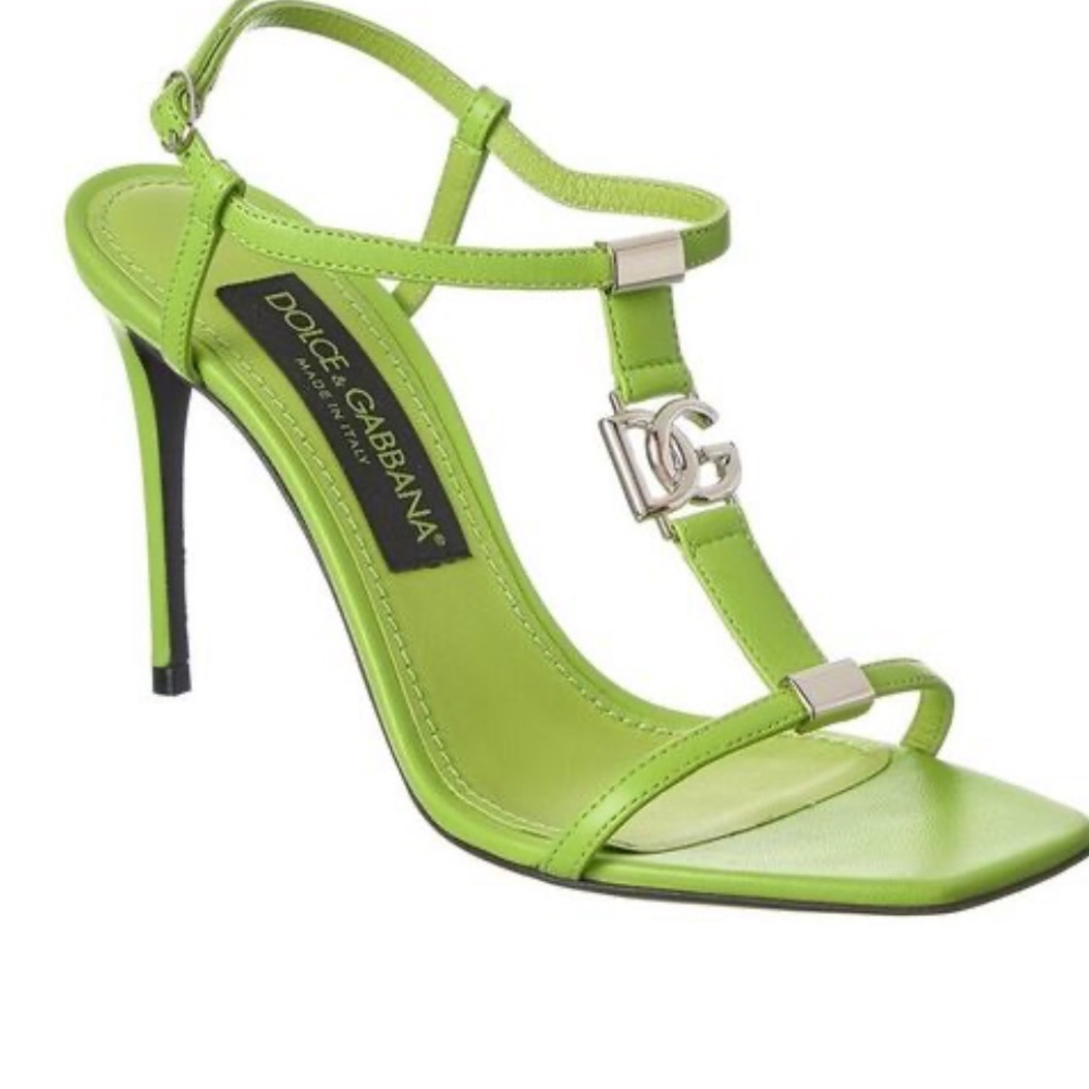 💕Dolce & Gabbana logo leather Heels Retail $1000